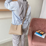 En-ji Yongni Shoulderbag - Khaki