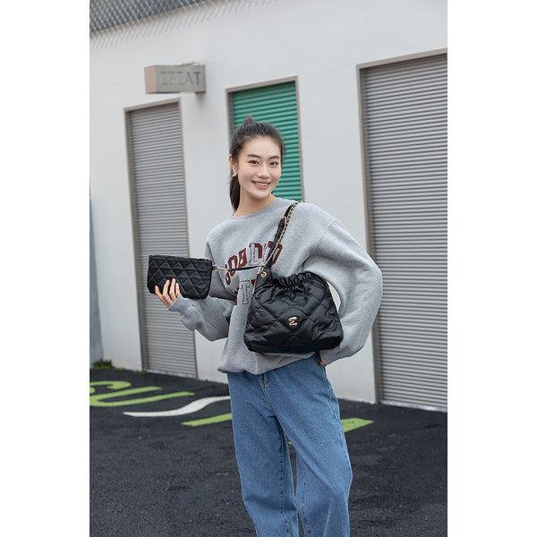 En-ji Moeun Shoulderbag - Black