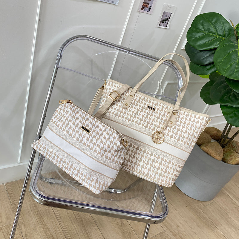 En-ji Jinyoung Totebag - Cream